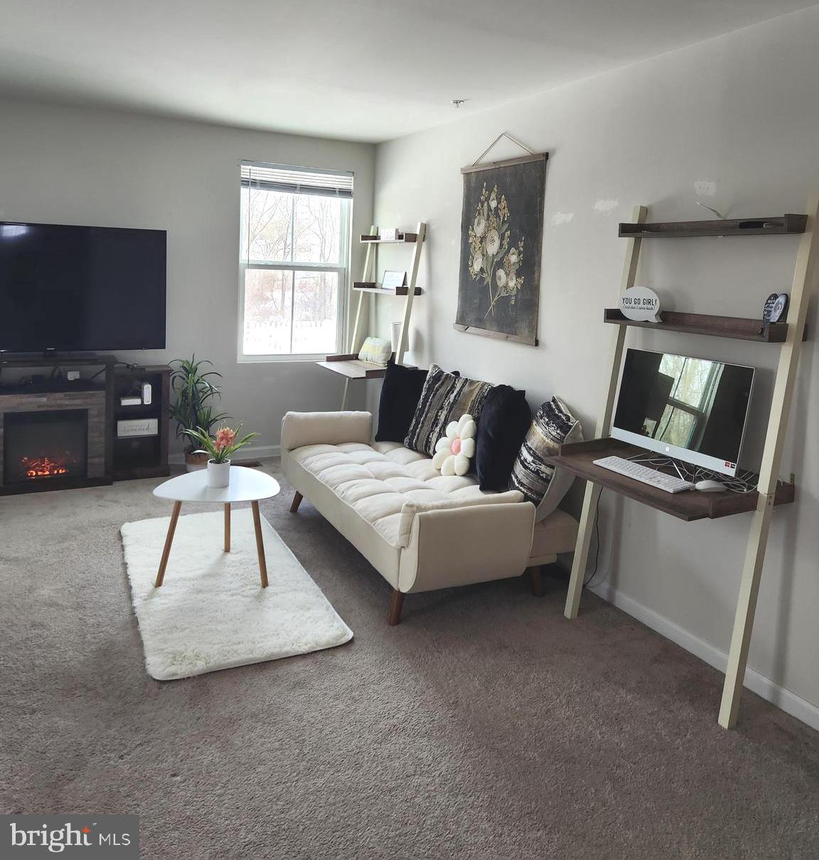 GAVER MEADOWS - Residential