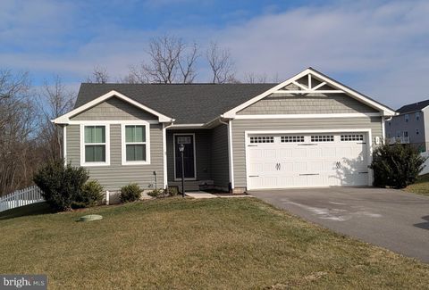 2 CHARLOTTE STREET HAGERSTOWN MD 21740