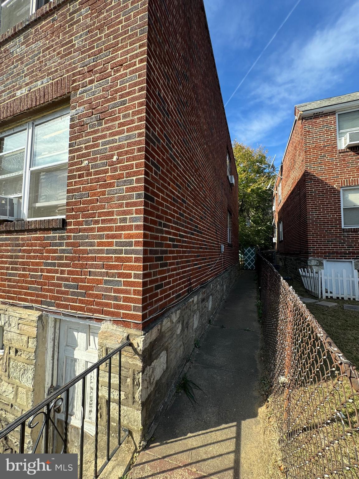 WEST OAK LANE - Residential Income