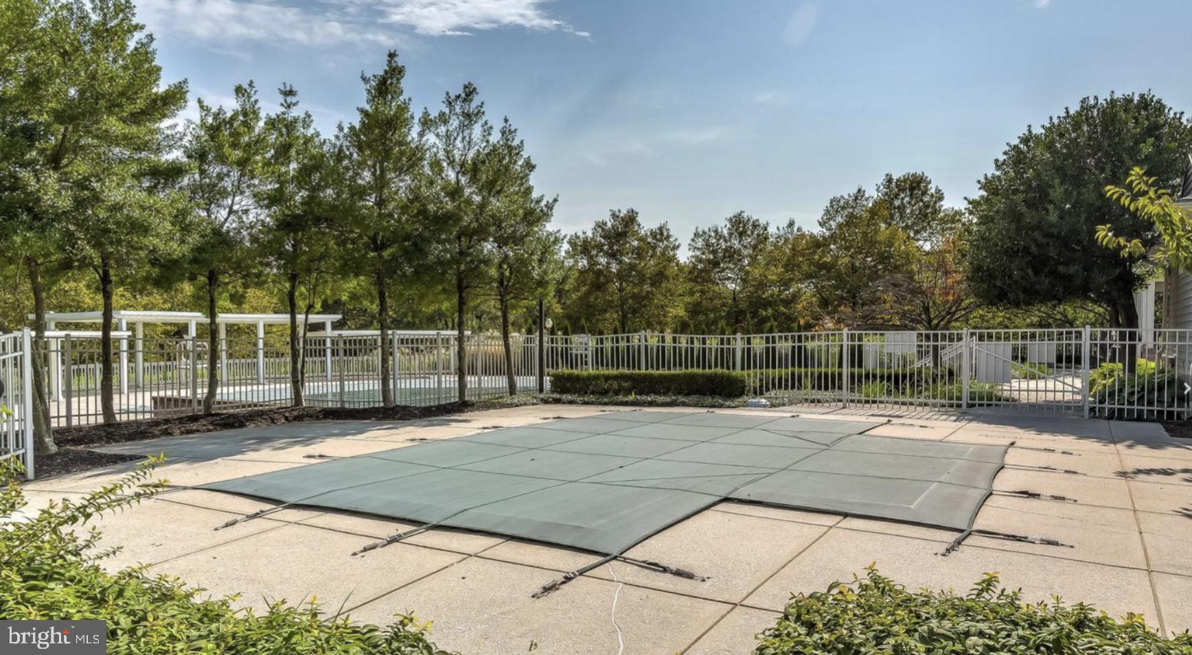 SILVERBROOK WOOD - Residential