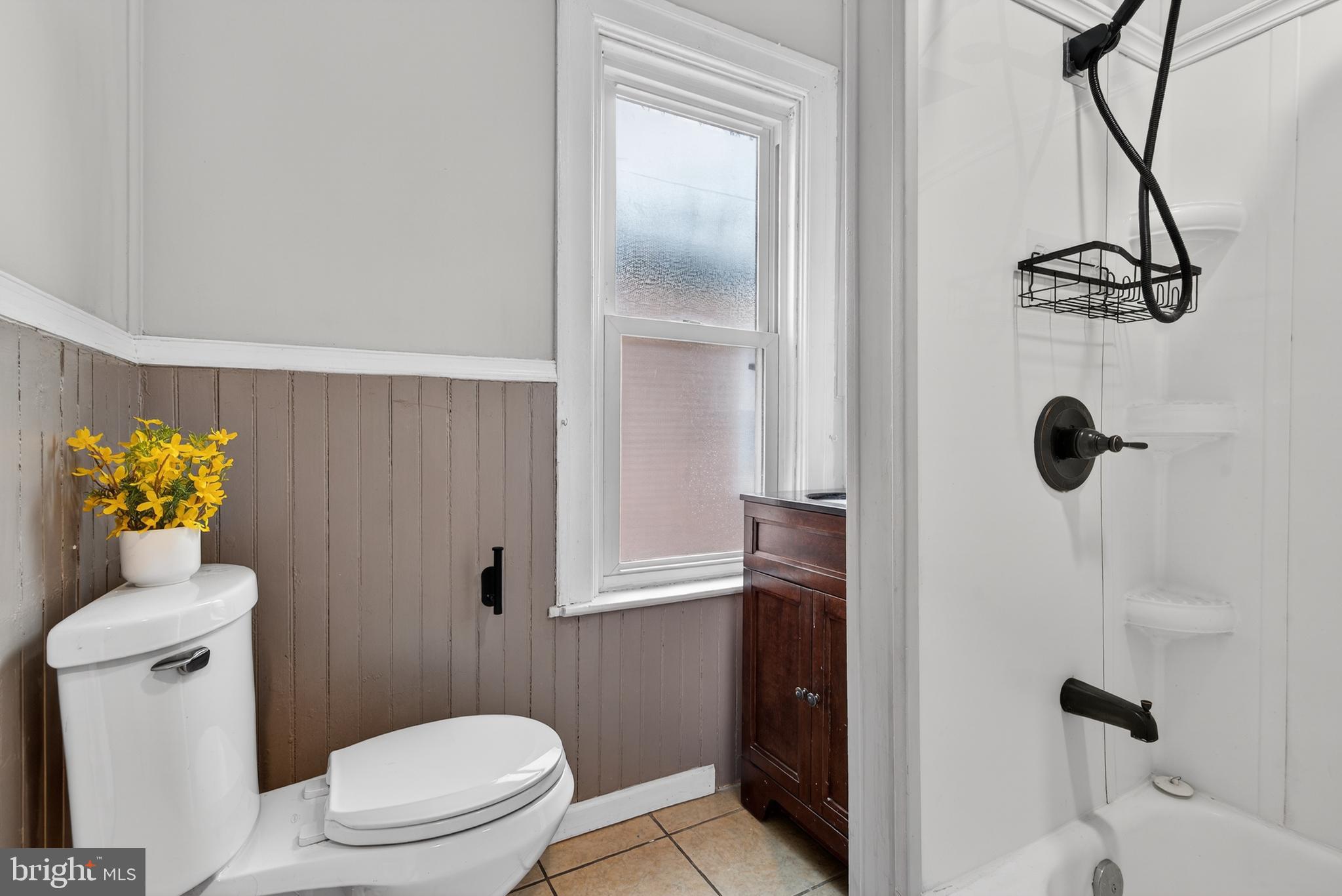 NORTH EAST LANCASTER - Residential