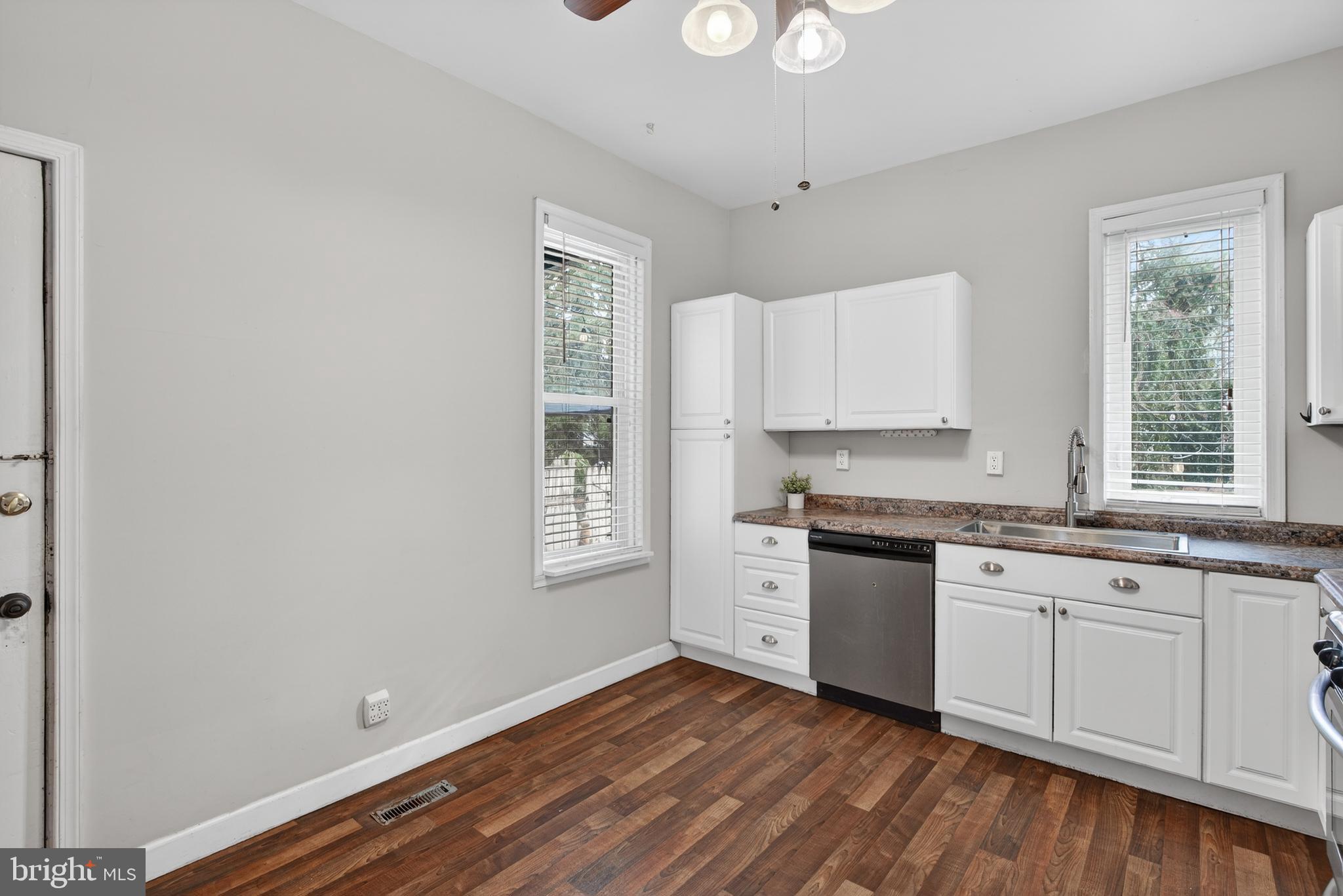 NORTH EAST LANCASTER - Residential