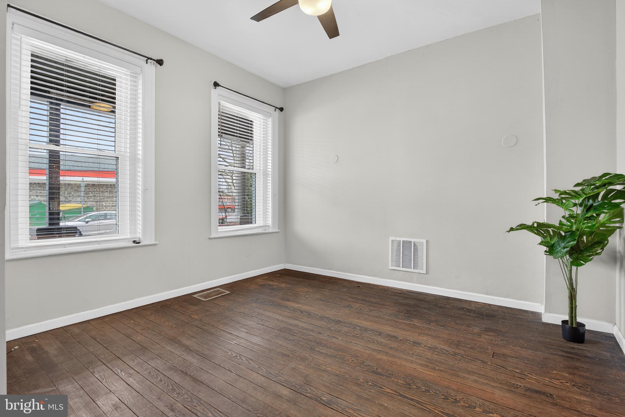 NORTH EAST LANCASTER - Residential