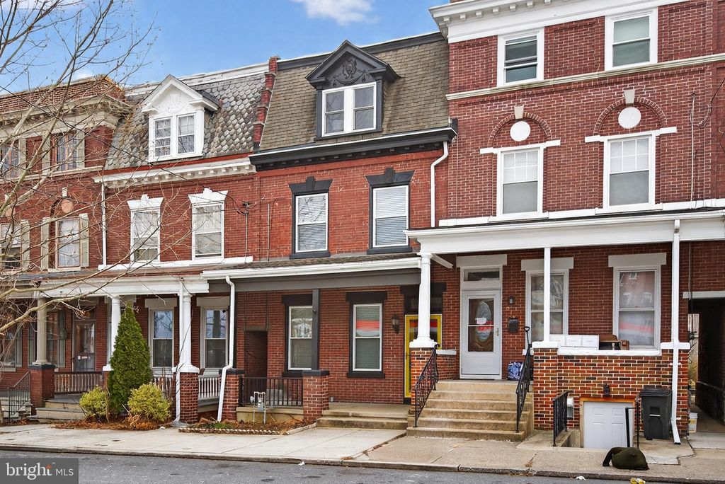 Photo of 520 Park Avenue, LANCASTER, PA 17602 (MLS # PALA2081448)