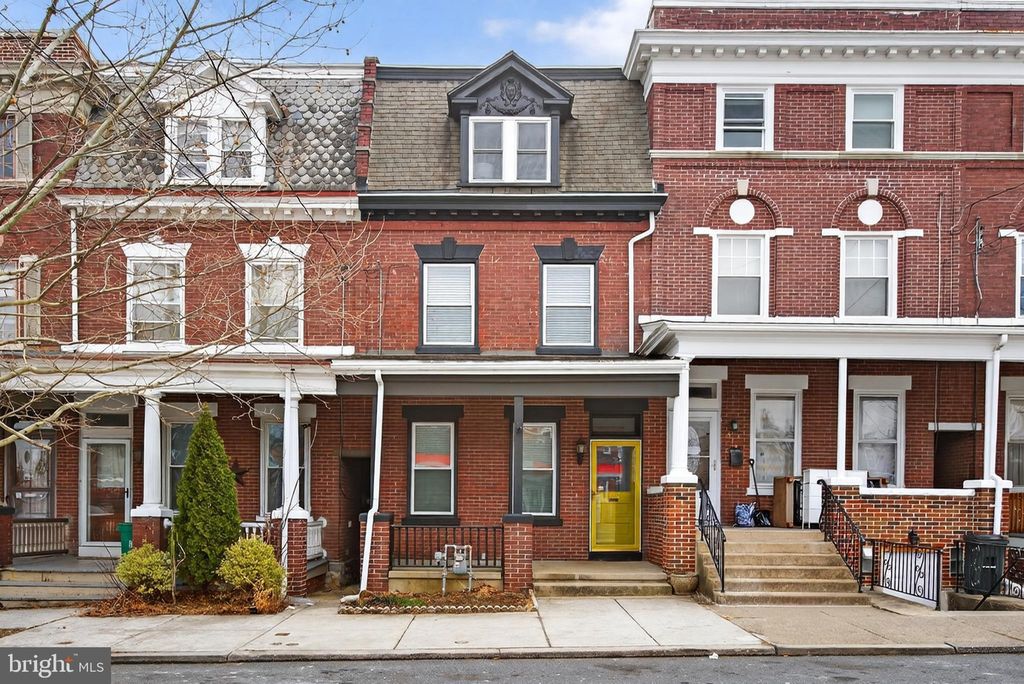 Photo of 520 Park Avenue, LANCASTER, PA 17602 (MLS # PALA2081448)