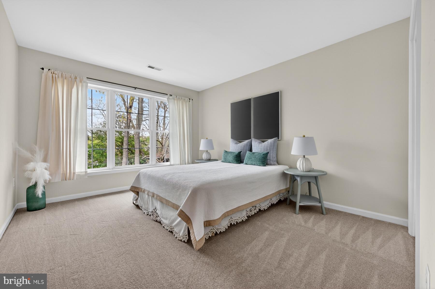 ARDEN ON THE SEVERN - Residential