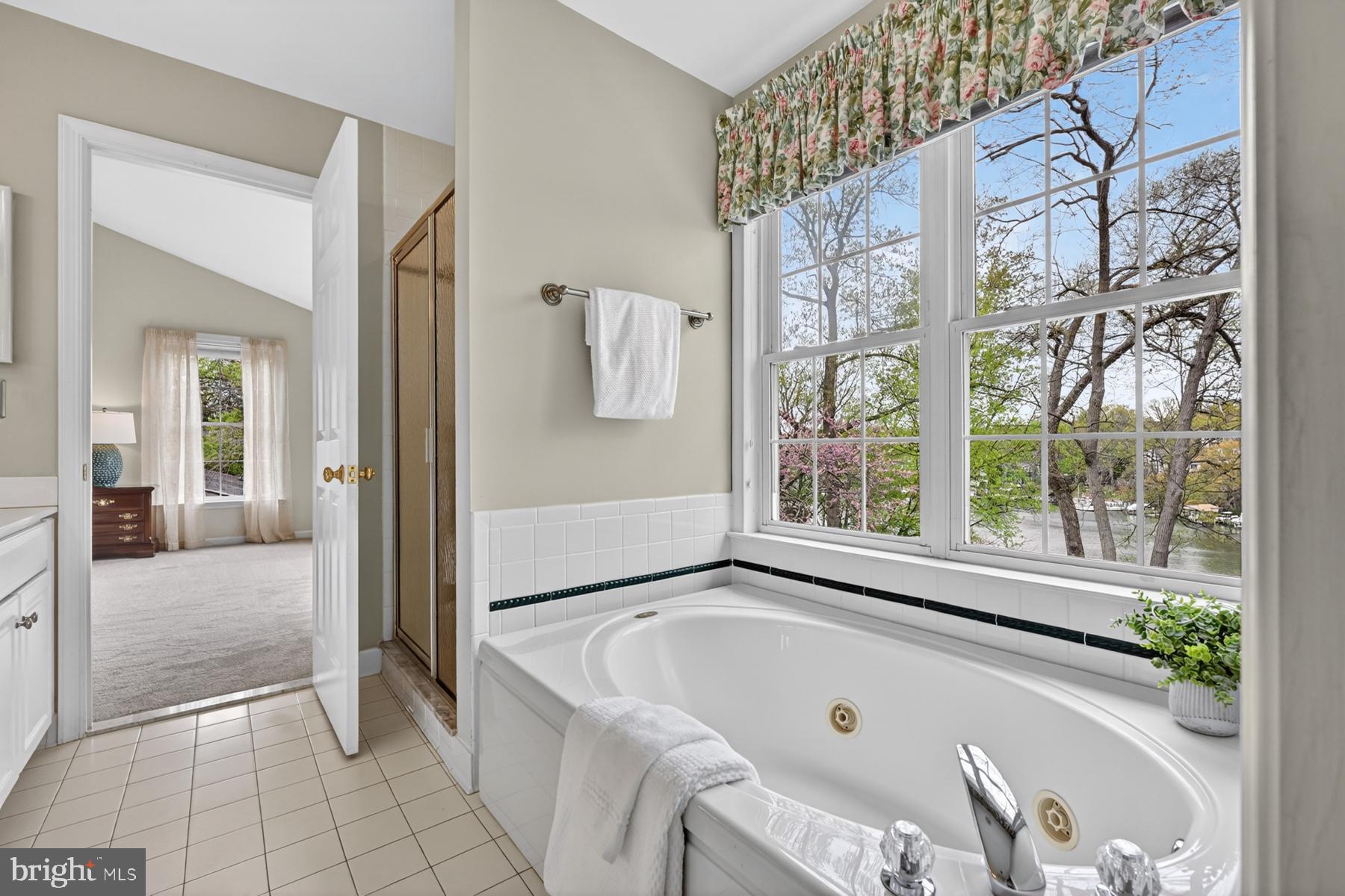 ARDEN ON THE SEVERN - Residential