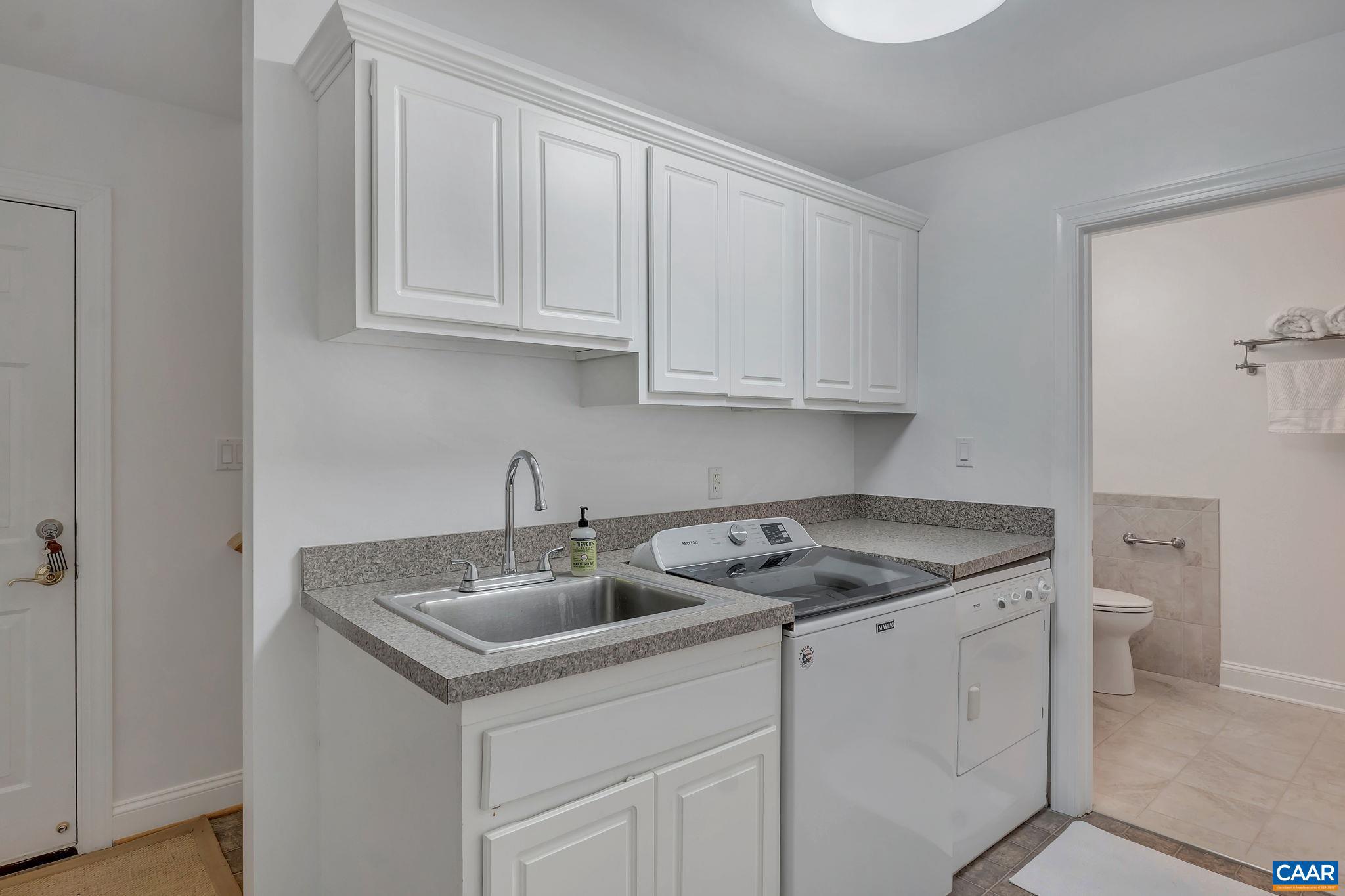 LAKE MONTICELLO - Residential