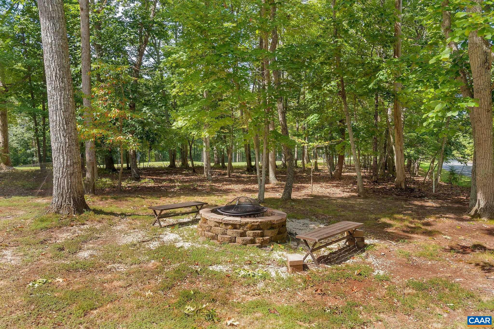 LAKE MONTICELLO - Residential