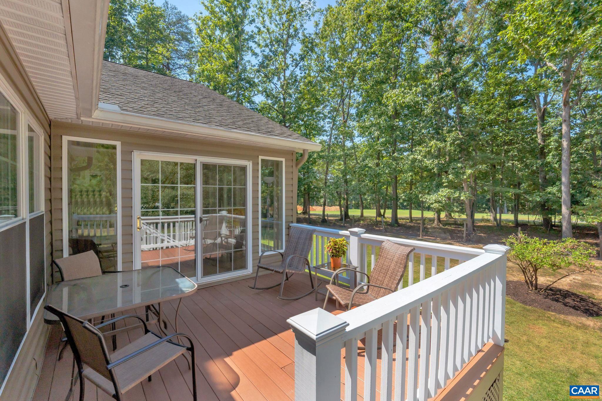 LAKE MONTICELLO - Residential