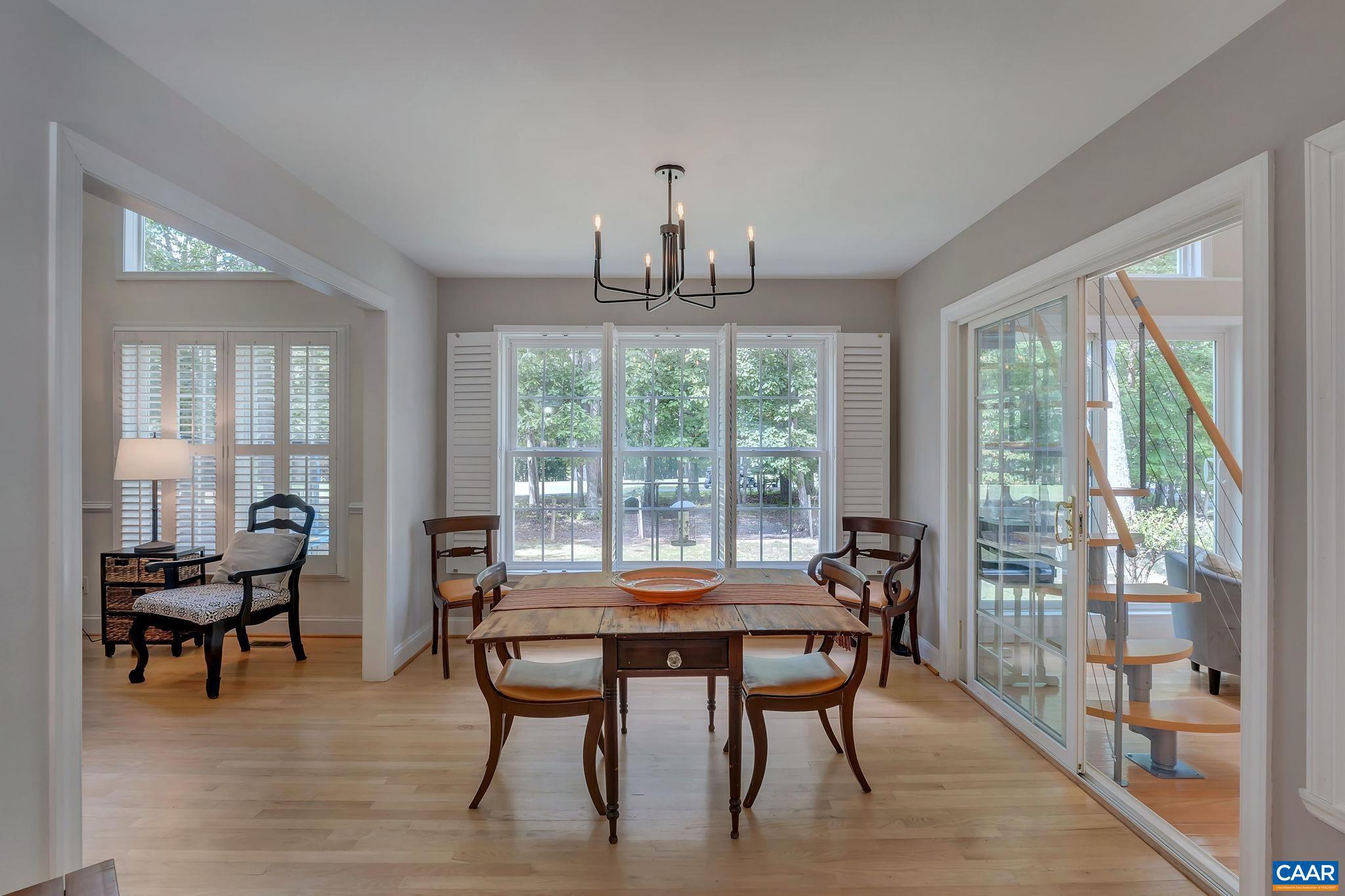 LAKE MONTICELLO - Residential