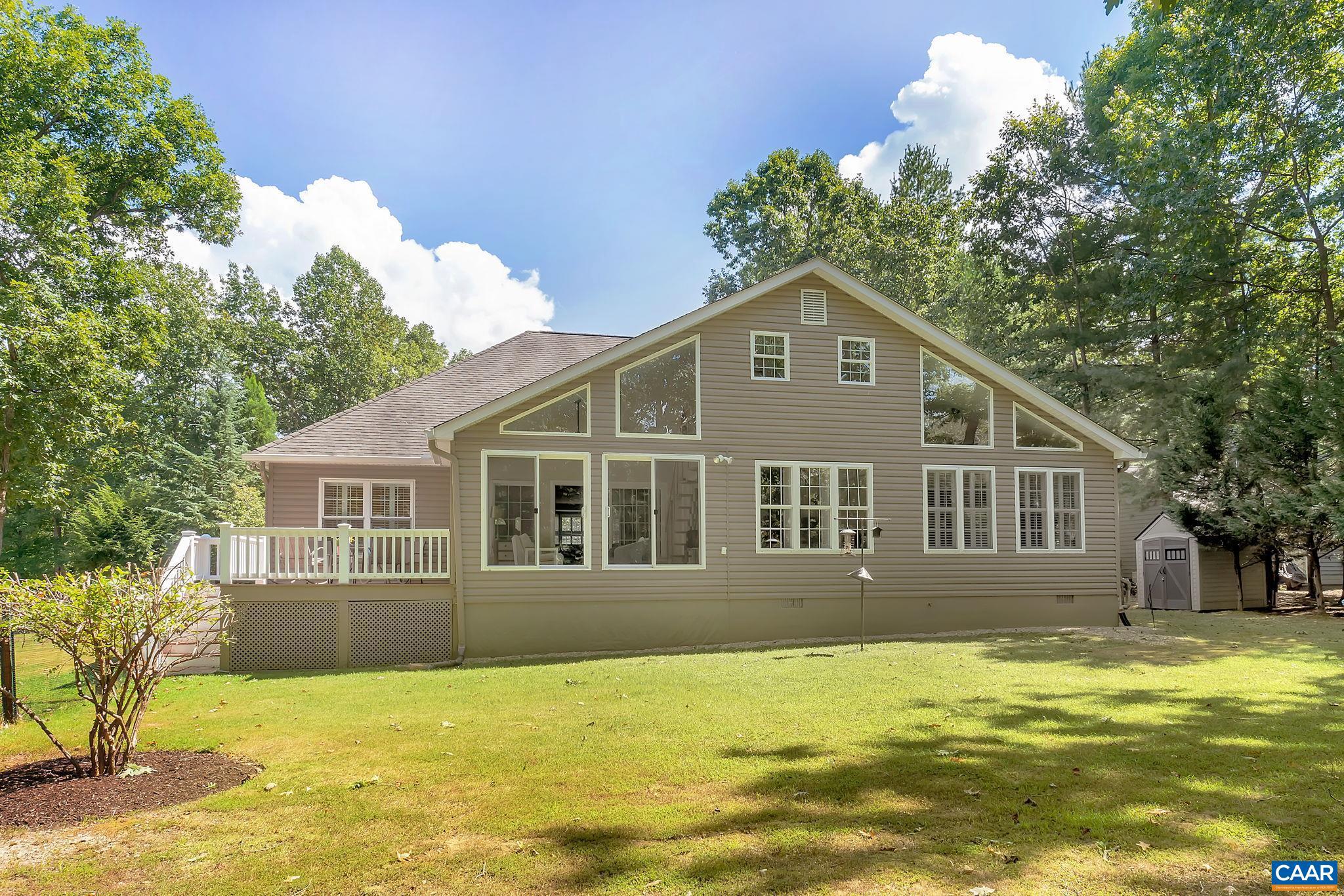 LAKE MONTICELLO - Residential