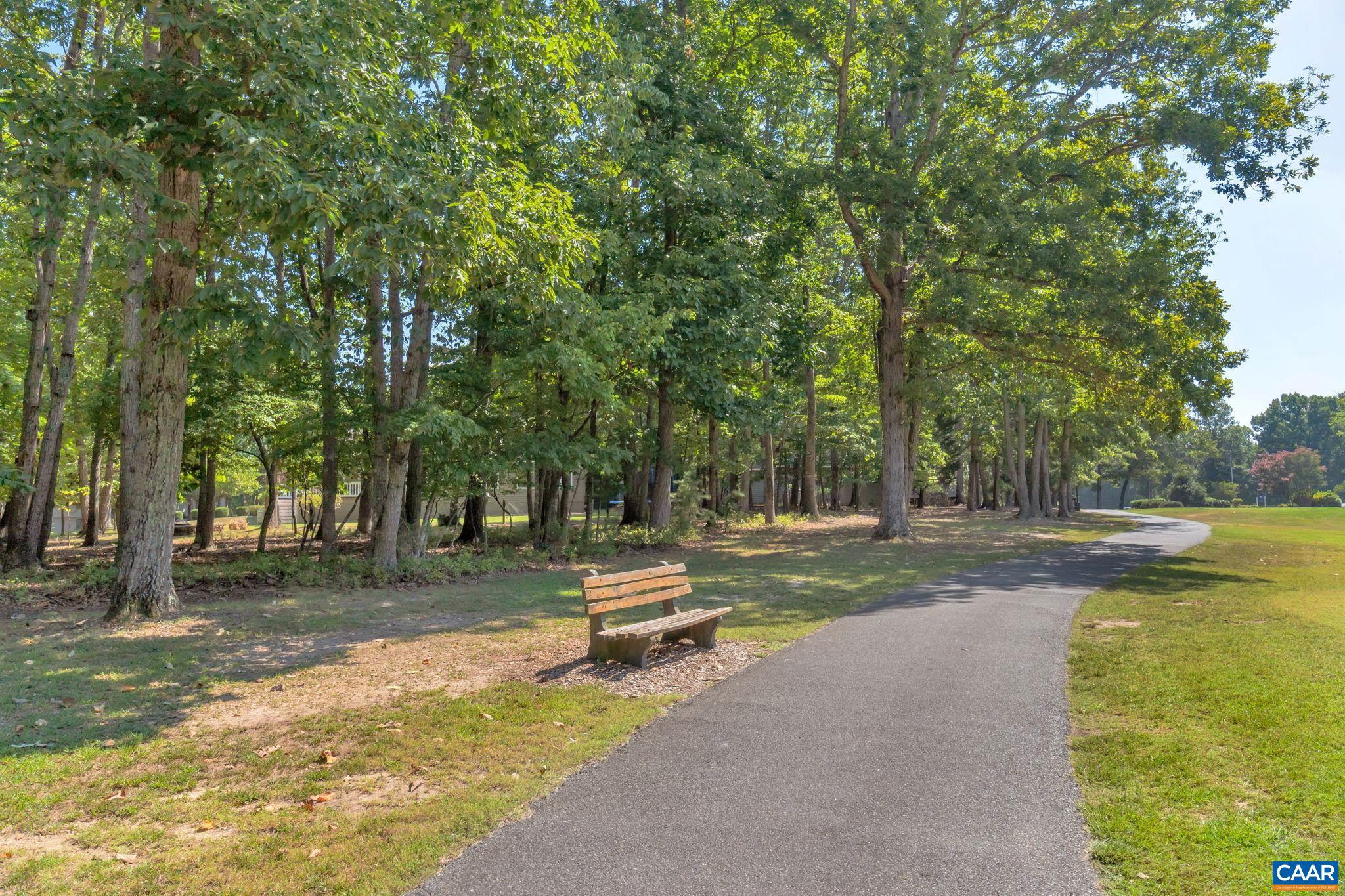 LAKE MONTICELLO - Residential