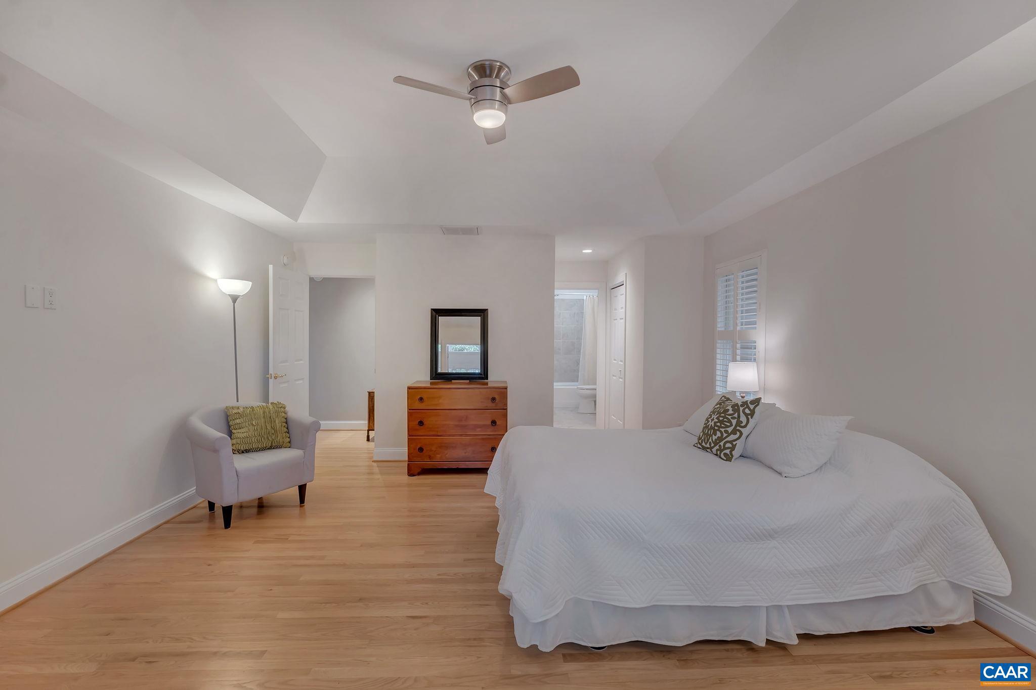 LAKE MONTICELLO - Residential