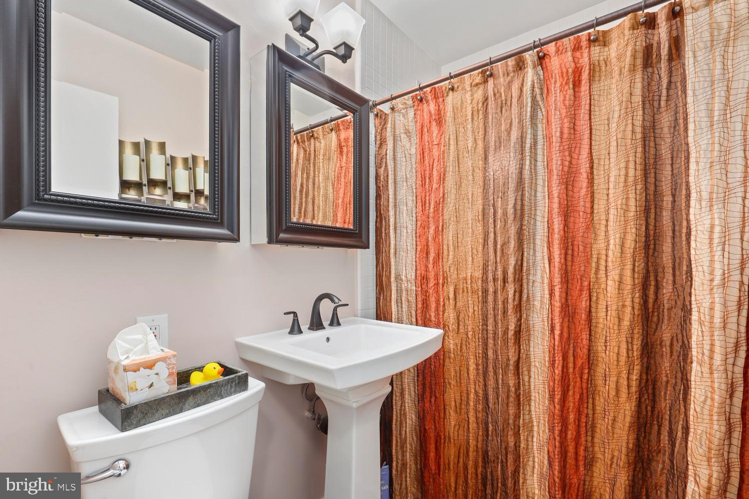 RIVER PLACE - Residential