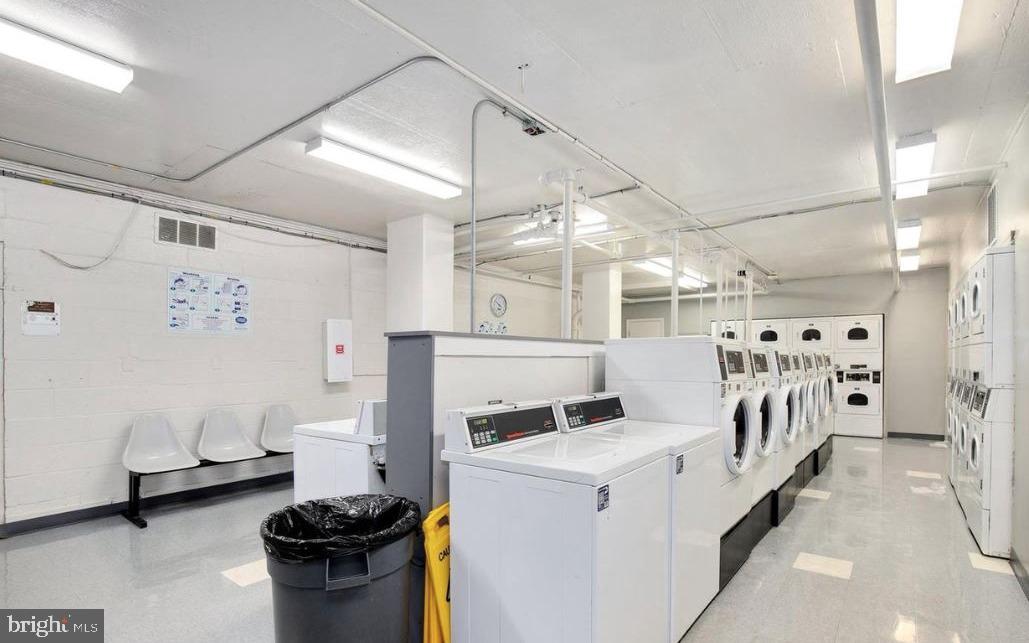 RIVER PLACE - Residential