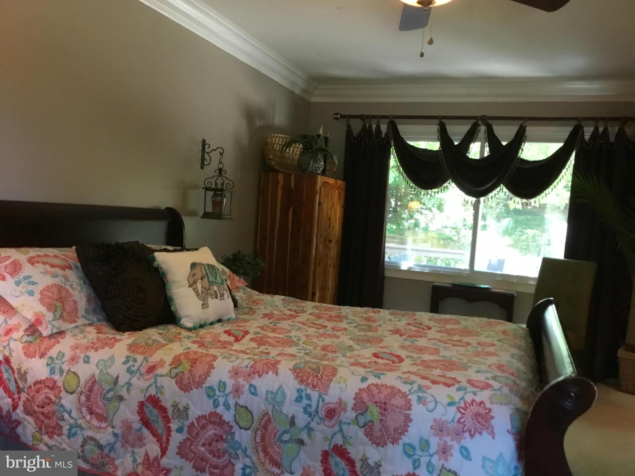 CAMELOT - Residential Lease