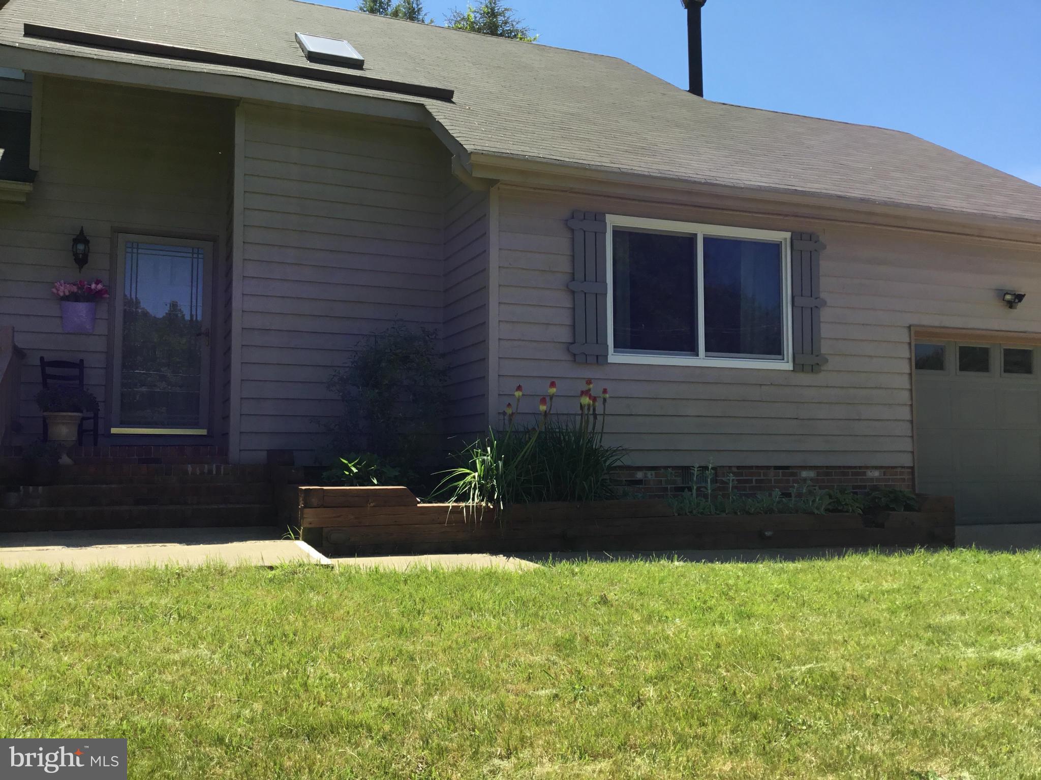 CAMELOT - Residential Lease