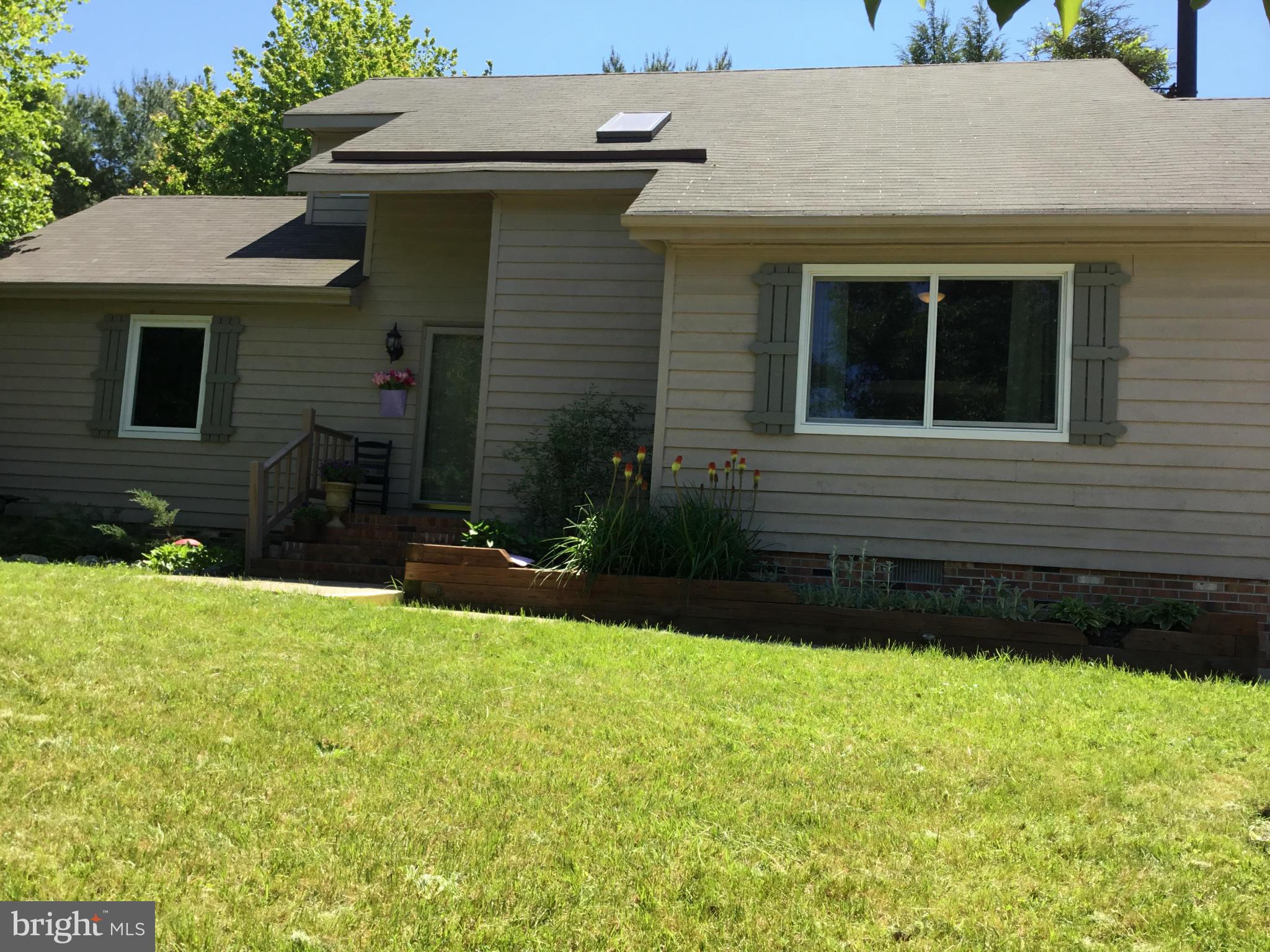 CAMELOT - Residential Lease