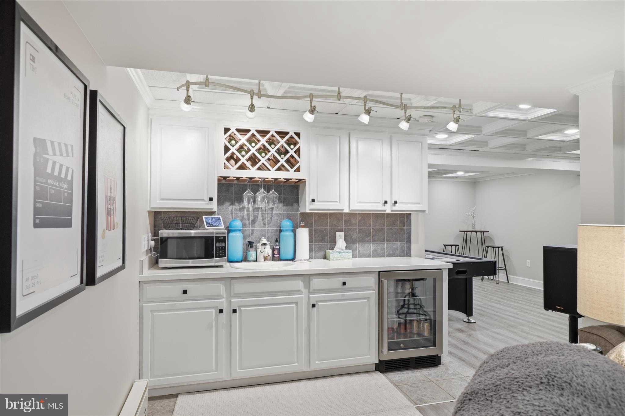 SCHOOL LANE HILLS ESTATES - Residential