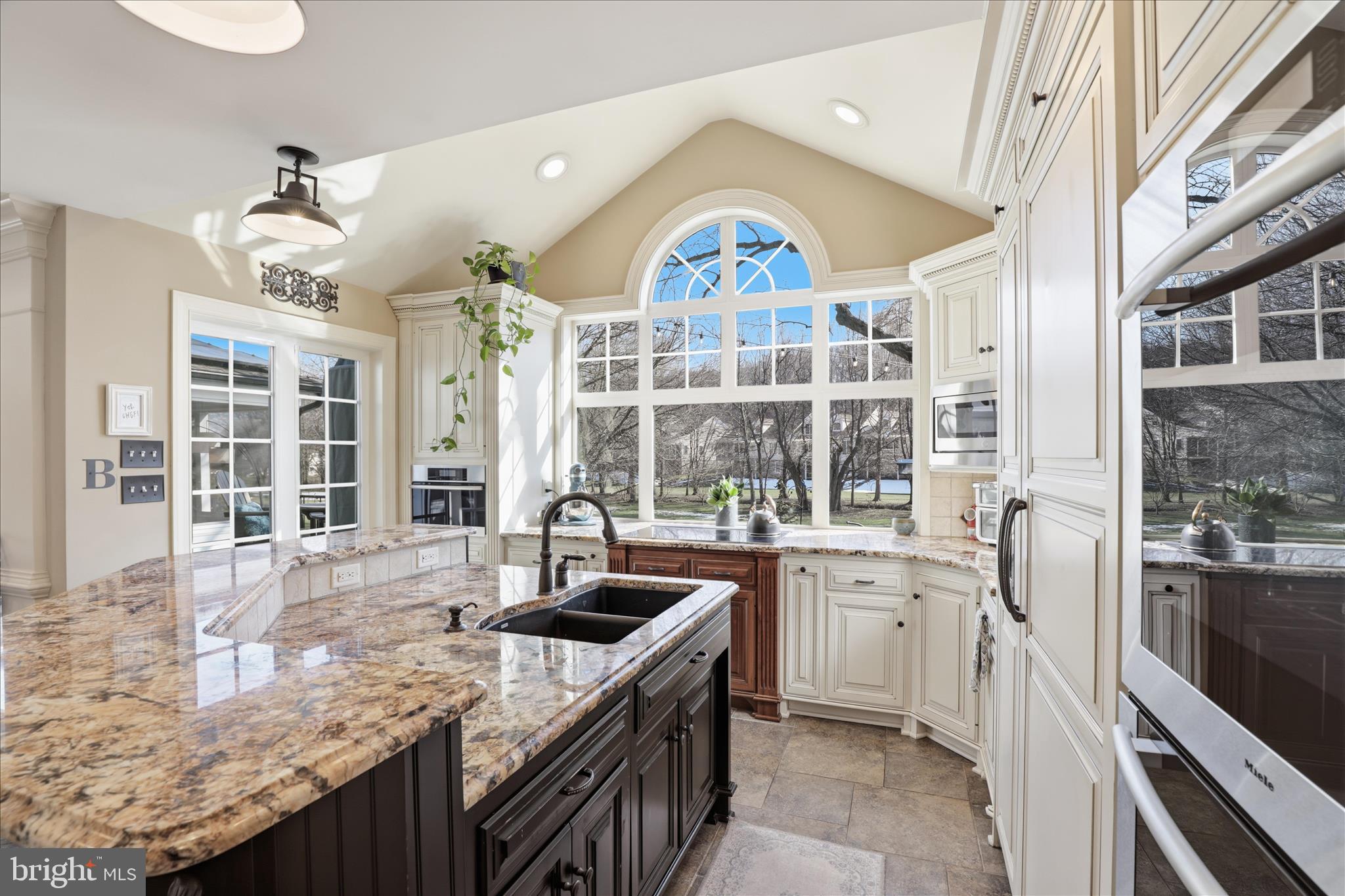 SCHOOL LANE HILLS ESTATES - Residential