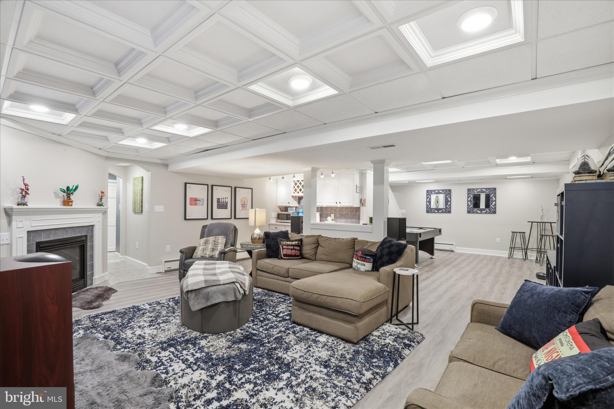 SCHOOL LANE HILLS ESTATES - Residential