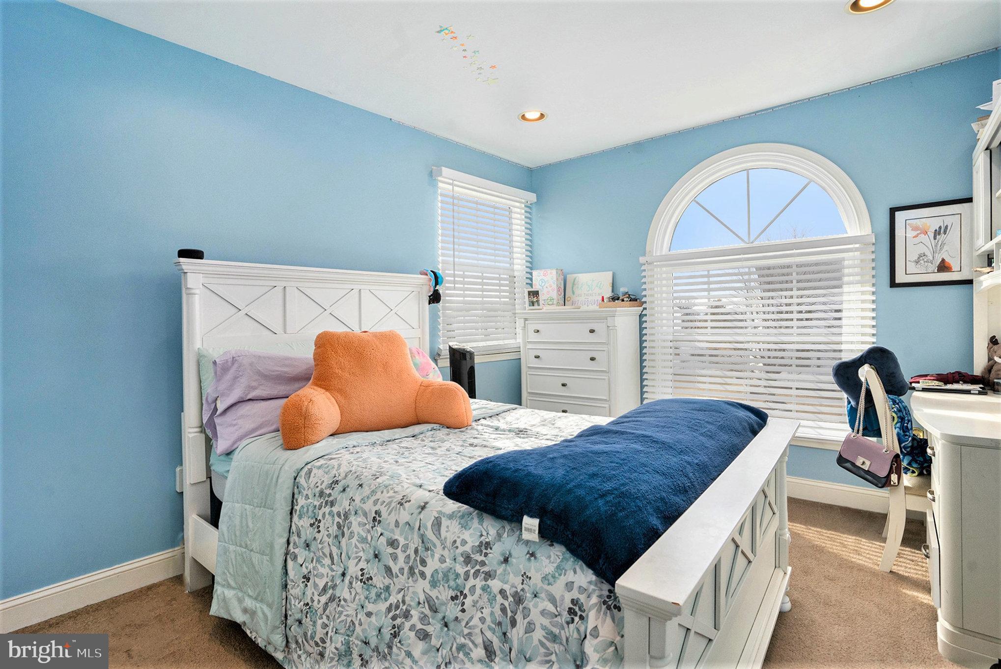 MERION VIEW - Residential