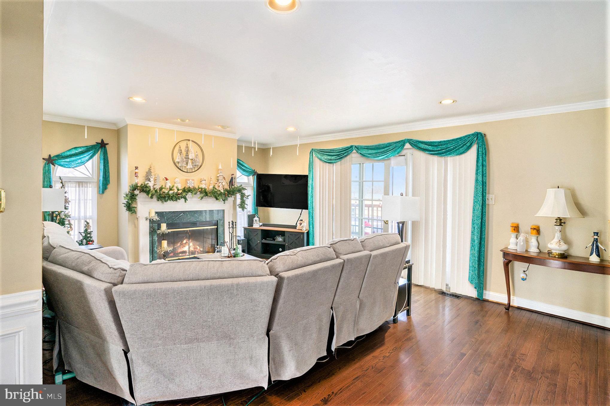 MERION VIEW - Residential