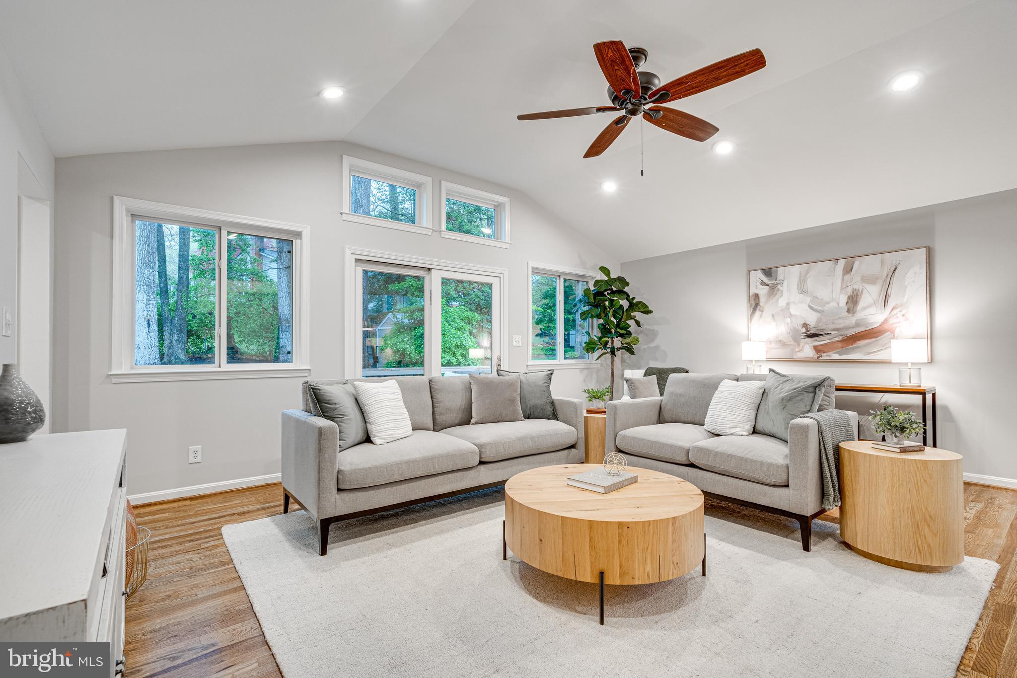 KINGS PARK WEST - Residential