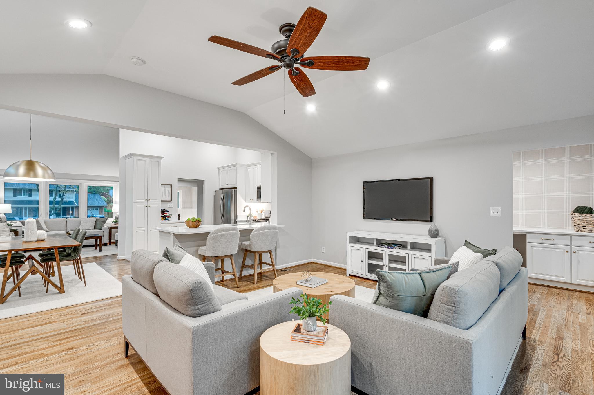 KINGS PARK WEST - Residential