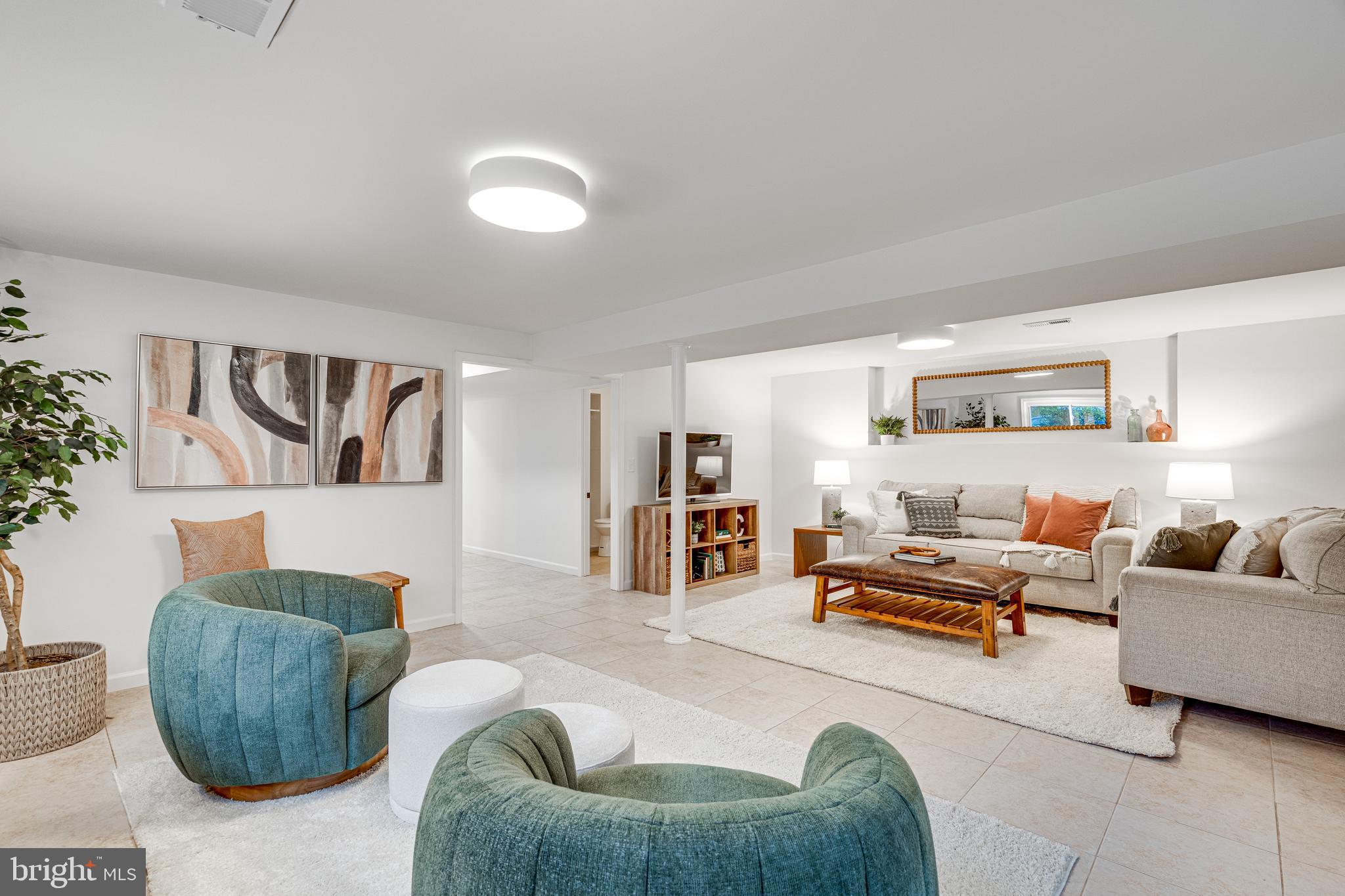 KINGS PARK WEST - Residential