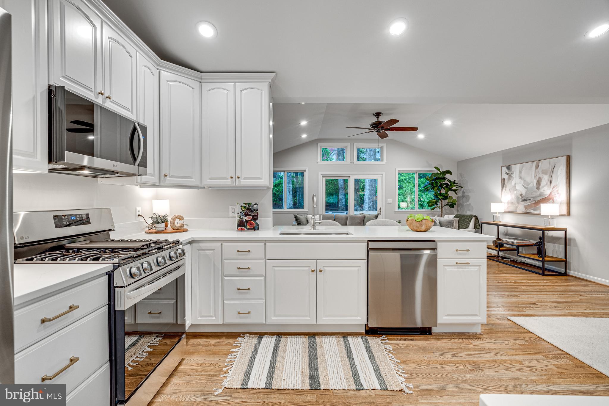 KINGS PARK WEST - Residential