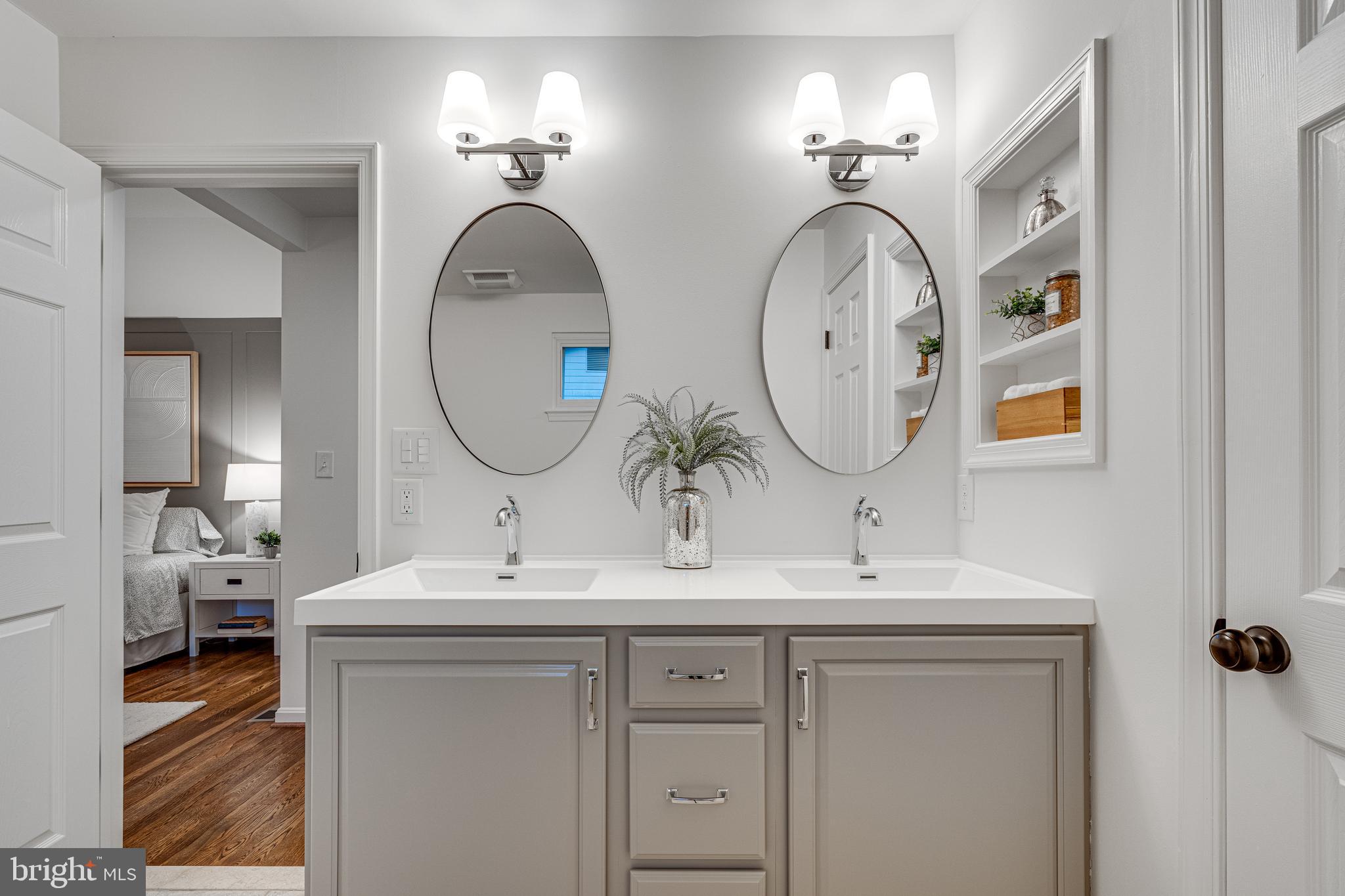 KINGS PARK WEST - Residential