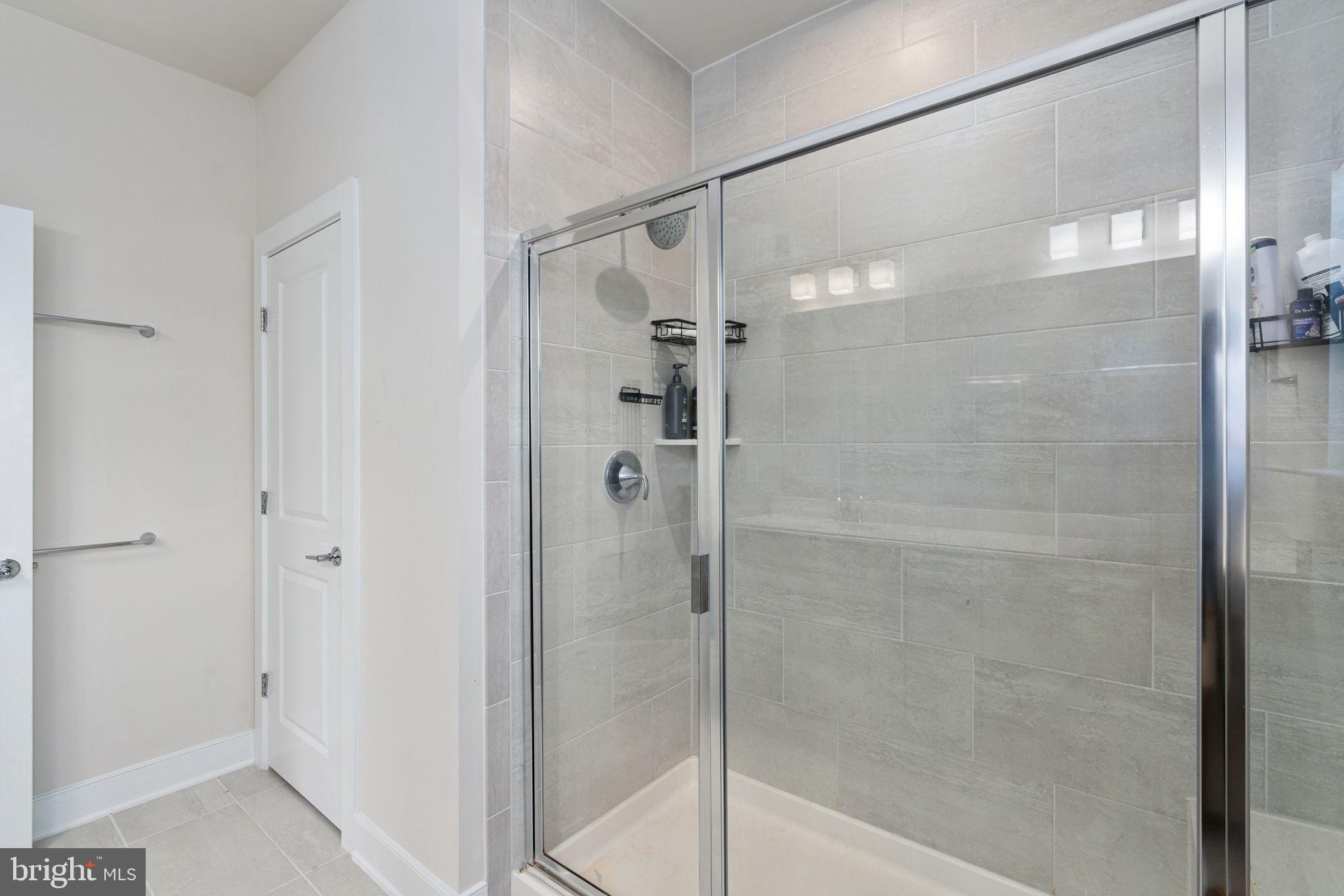 POTOMAC SHORES - Residential Lease