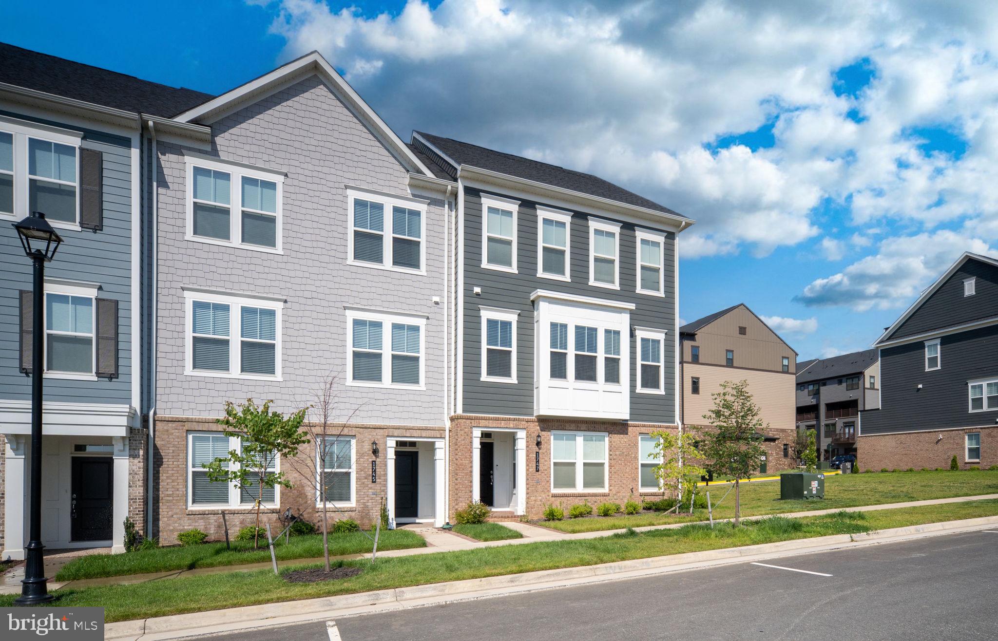 POTOMAC SHORES - Residential Lease