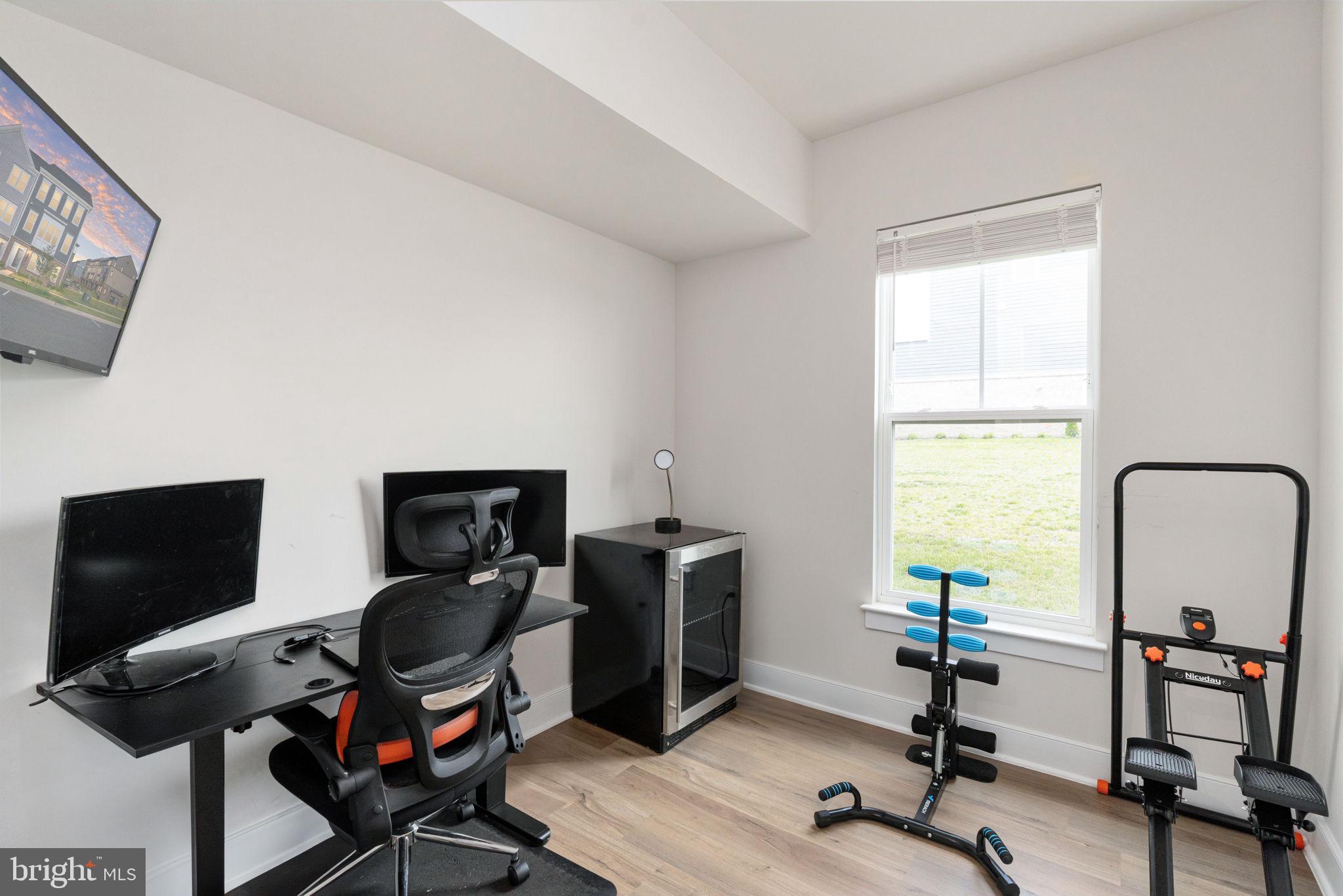 POTOMAC SHORES - Residential Lease