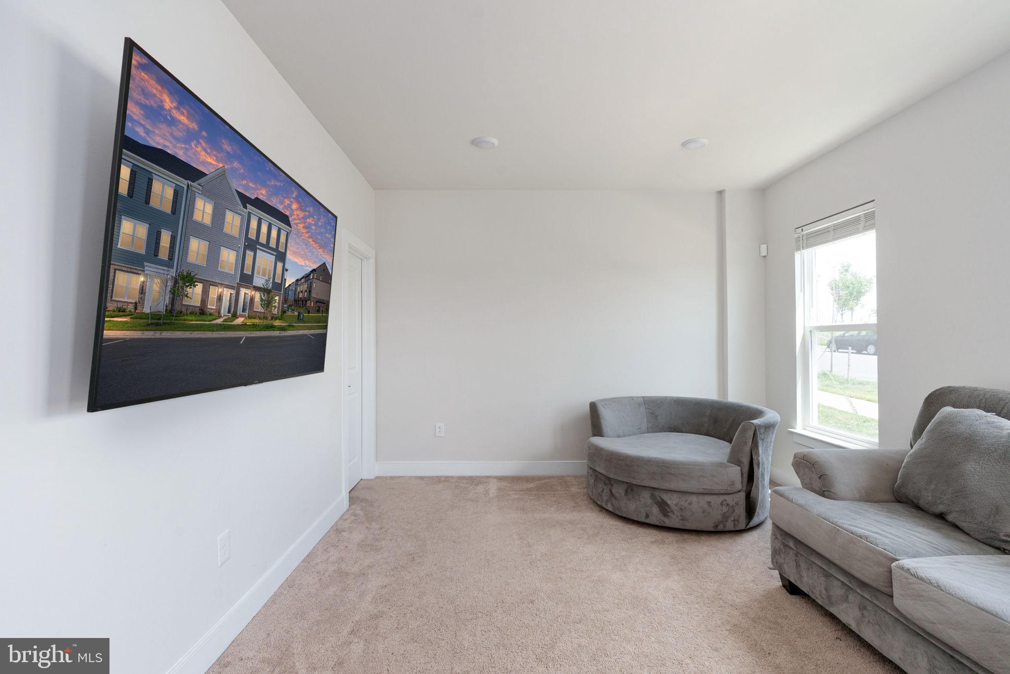 POTOMAC SHORES - Residential Lease