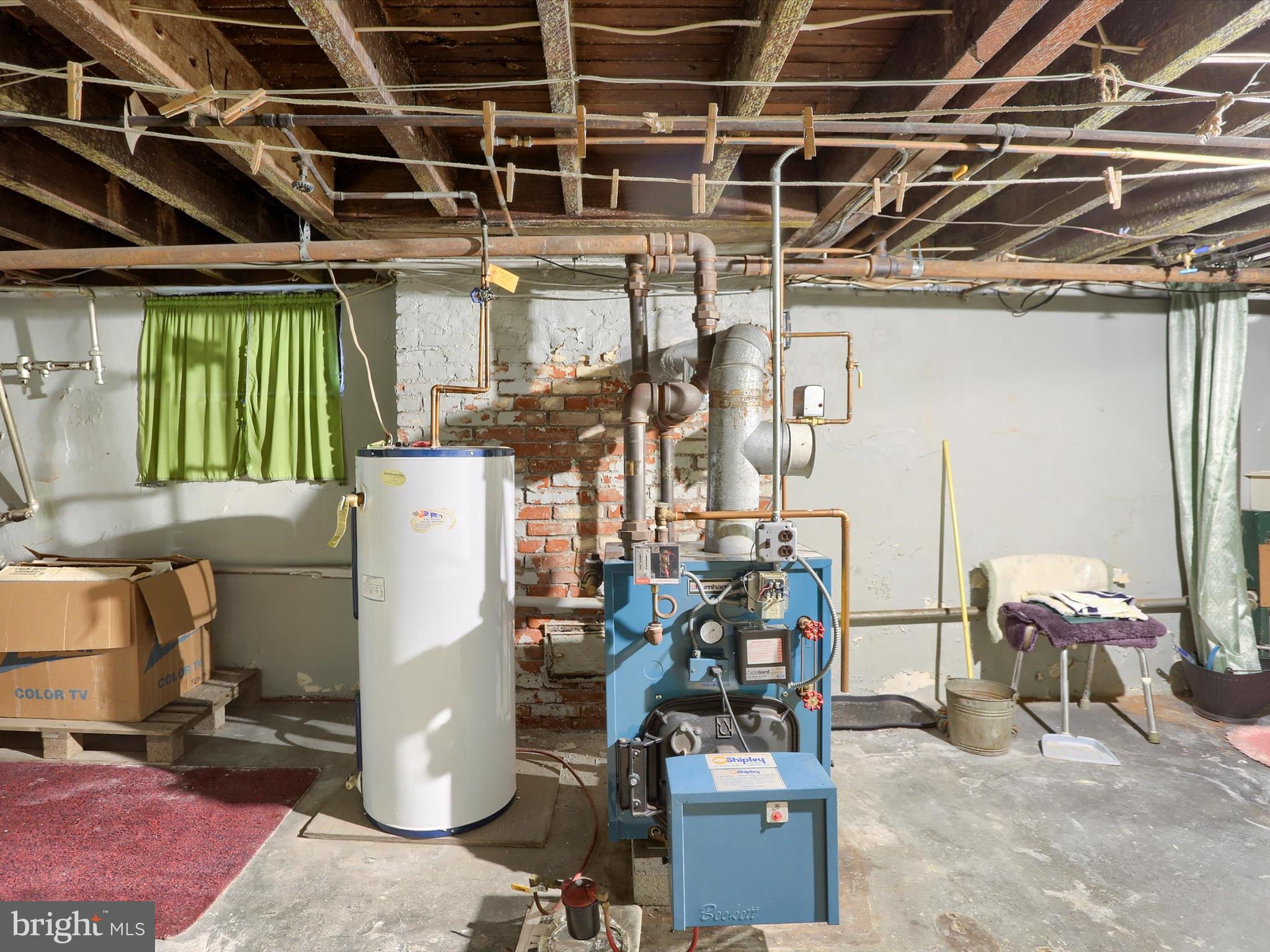 ALLISON HILL - Residential