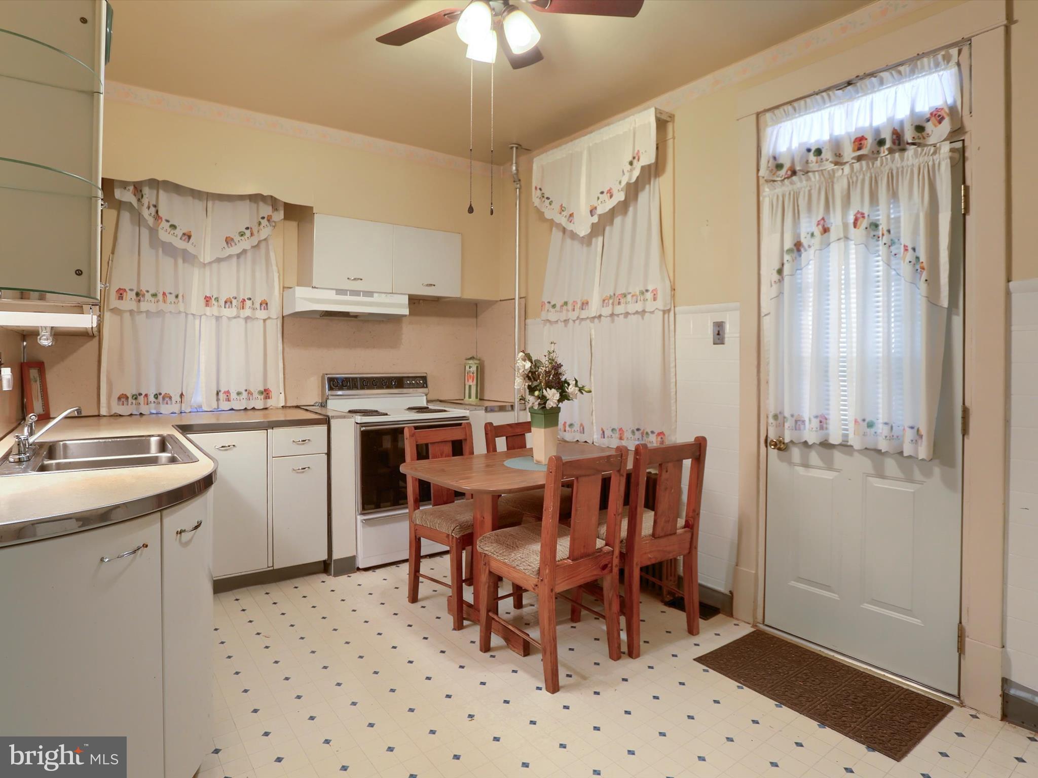 ALLISON HILL - Residential