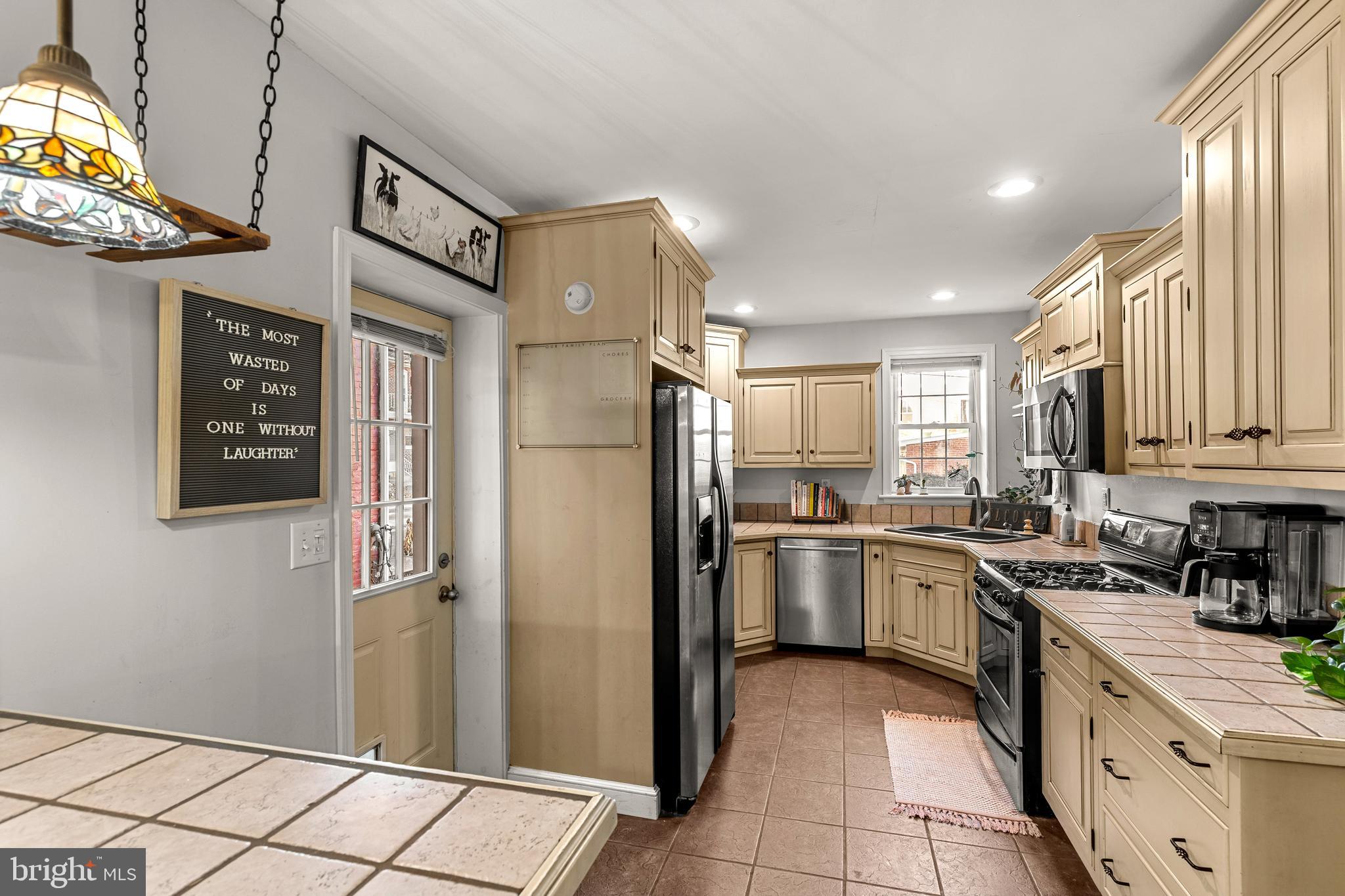 WEST END LANCASTER - Residential