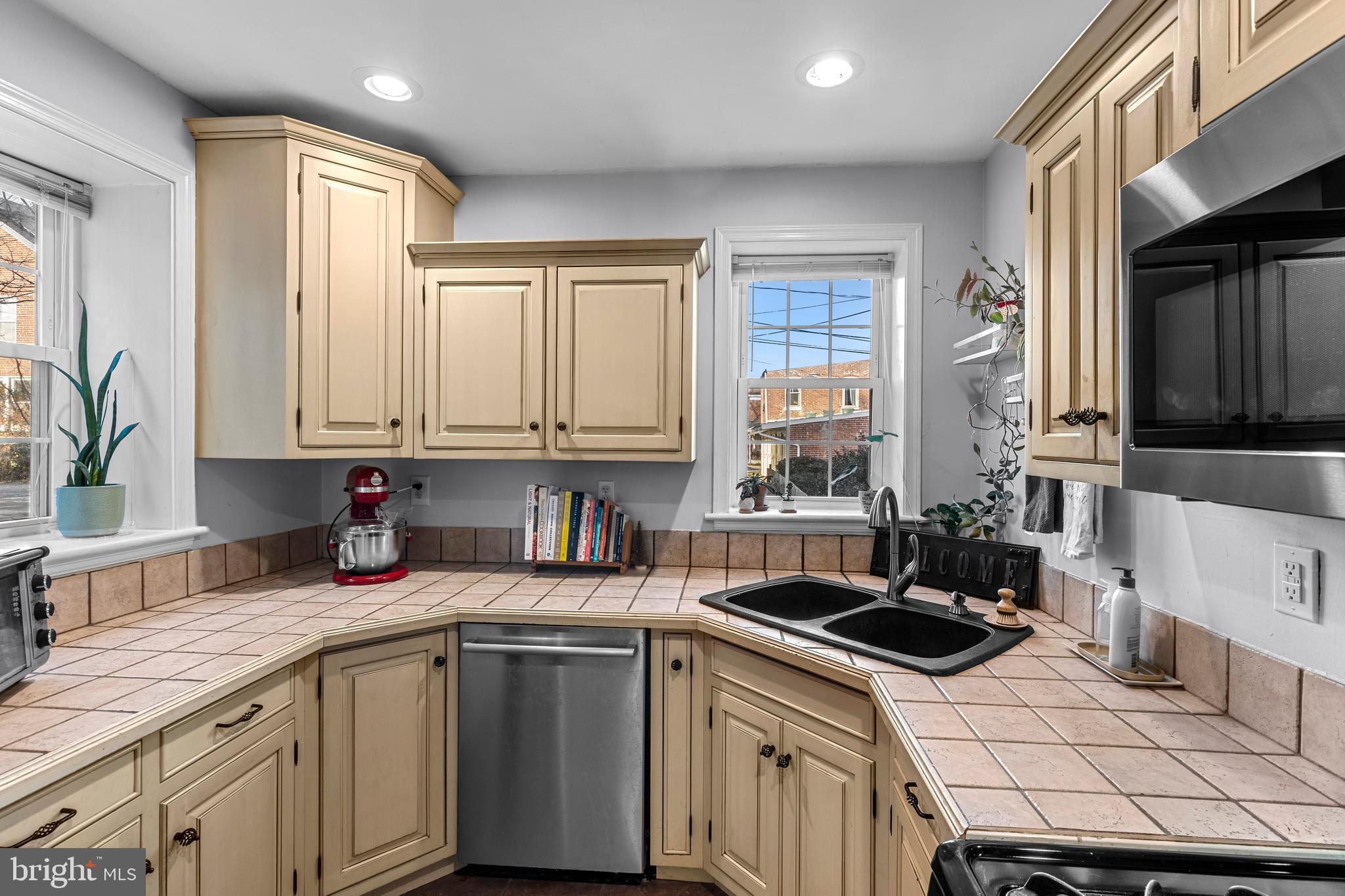 WEST END LANCASTER - Residential