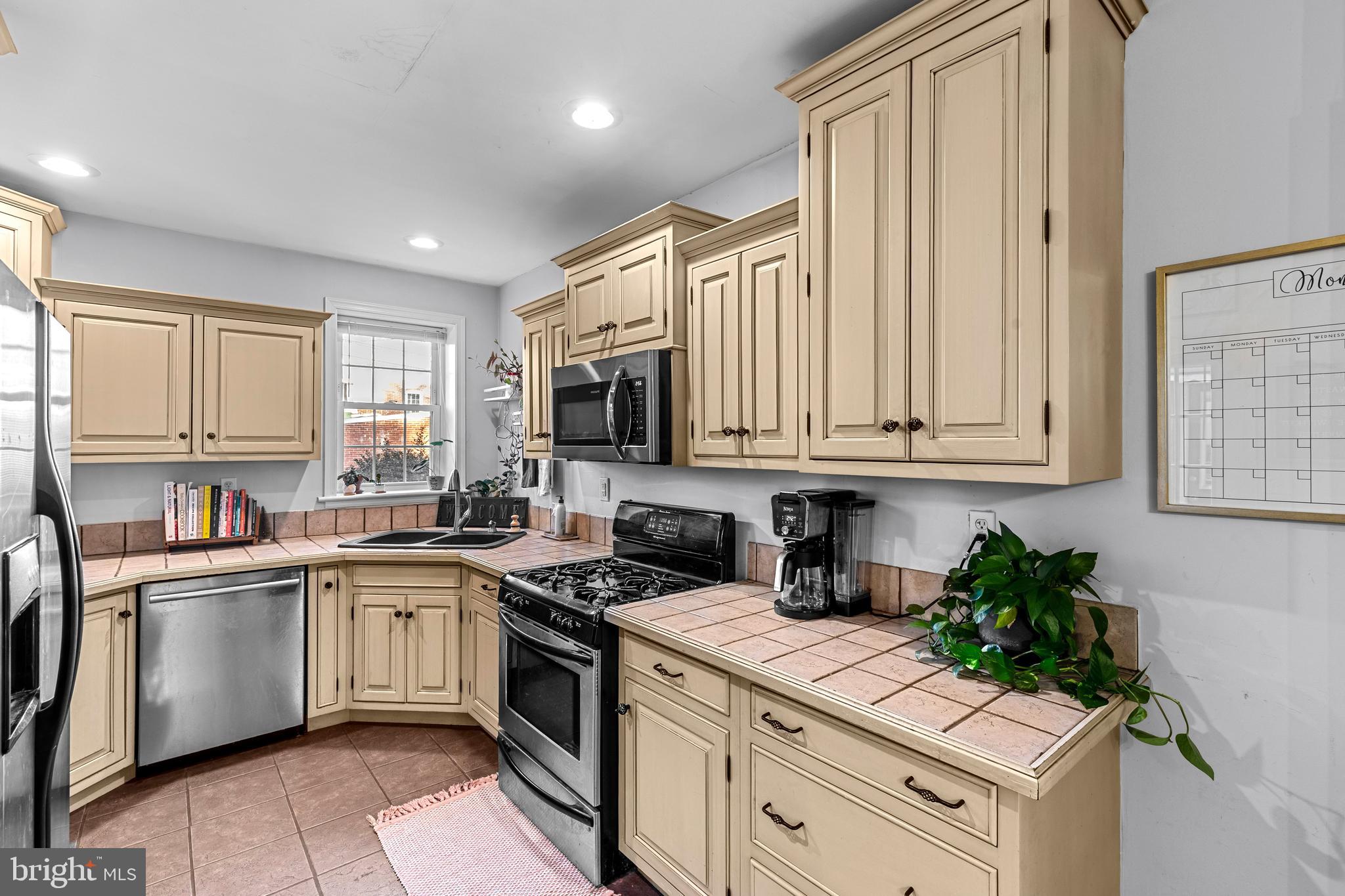 WEST END LANCASTER - Residential