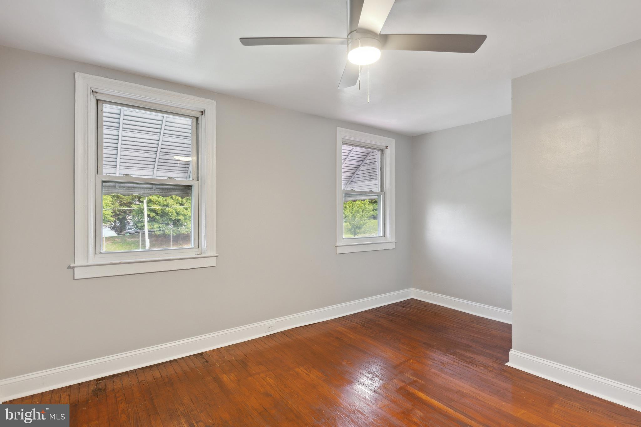 WAVERLY - Residential Lease