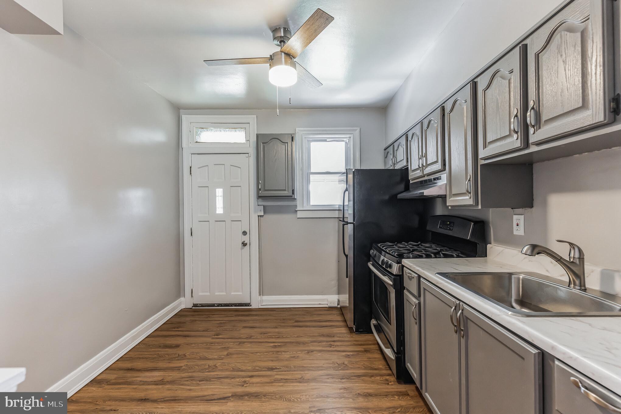 WAVERLY - Residential Lease