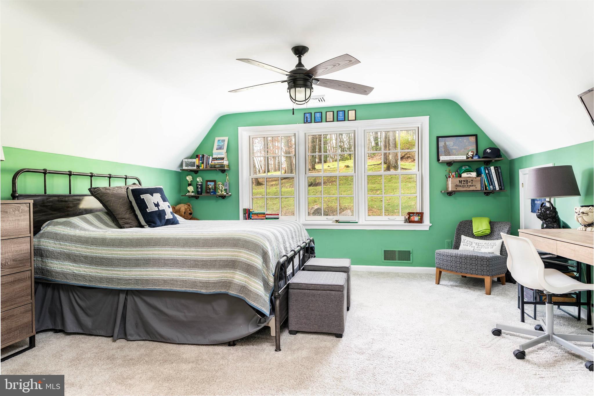 RADNOR HUNT - Residential