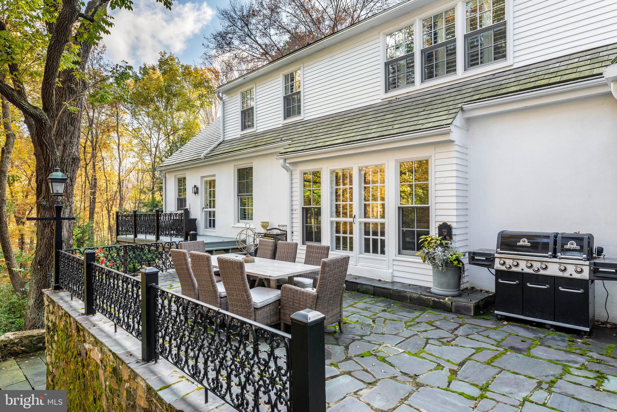 RADNOR HUNT - Residential