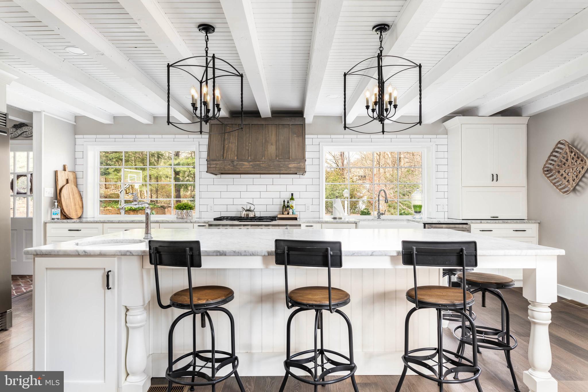 RADNOR HUNT - Residential