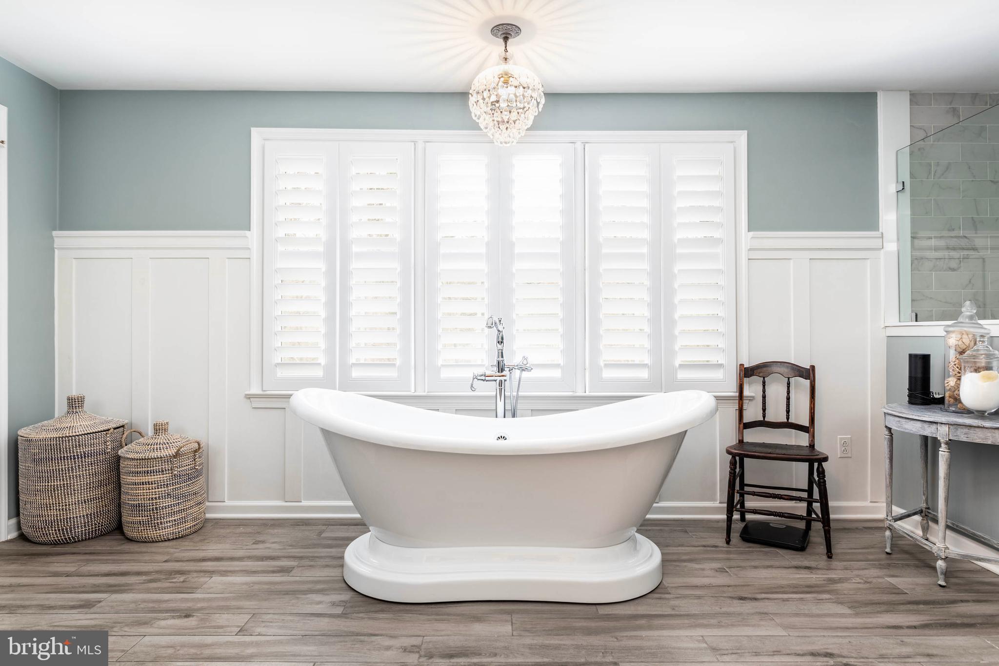 RADNOR HUNT - Residential