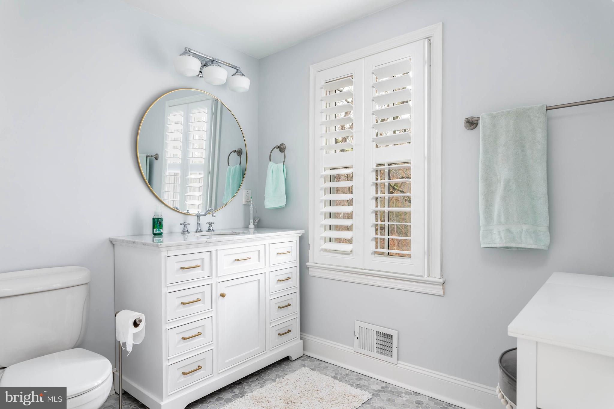 RADNOR HUNT - Residential