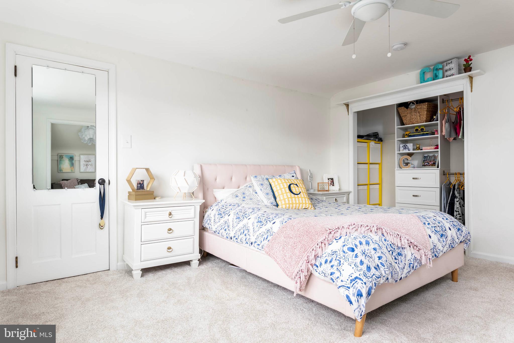 RADNOR HUNT - Residential